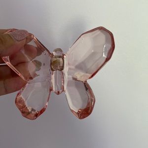 Pottery barn kids rod ends and knobs. 2 curtain finials and 6 drawer knobs.